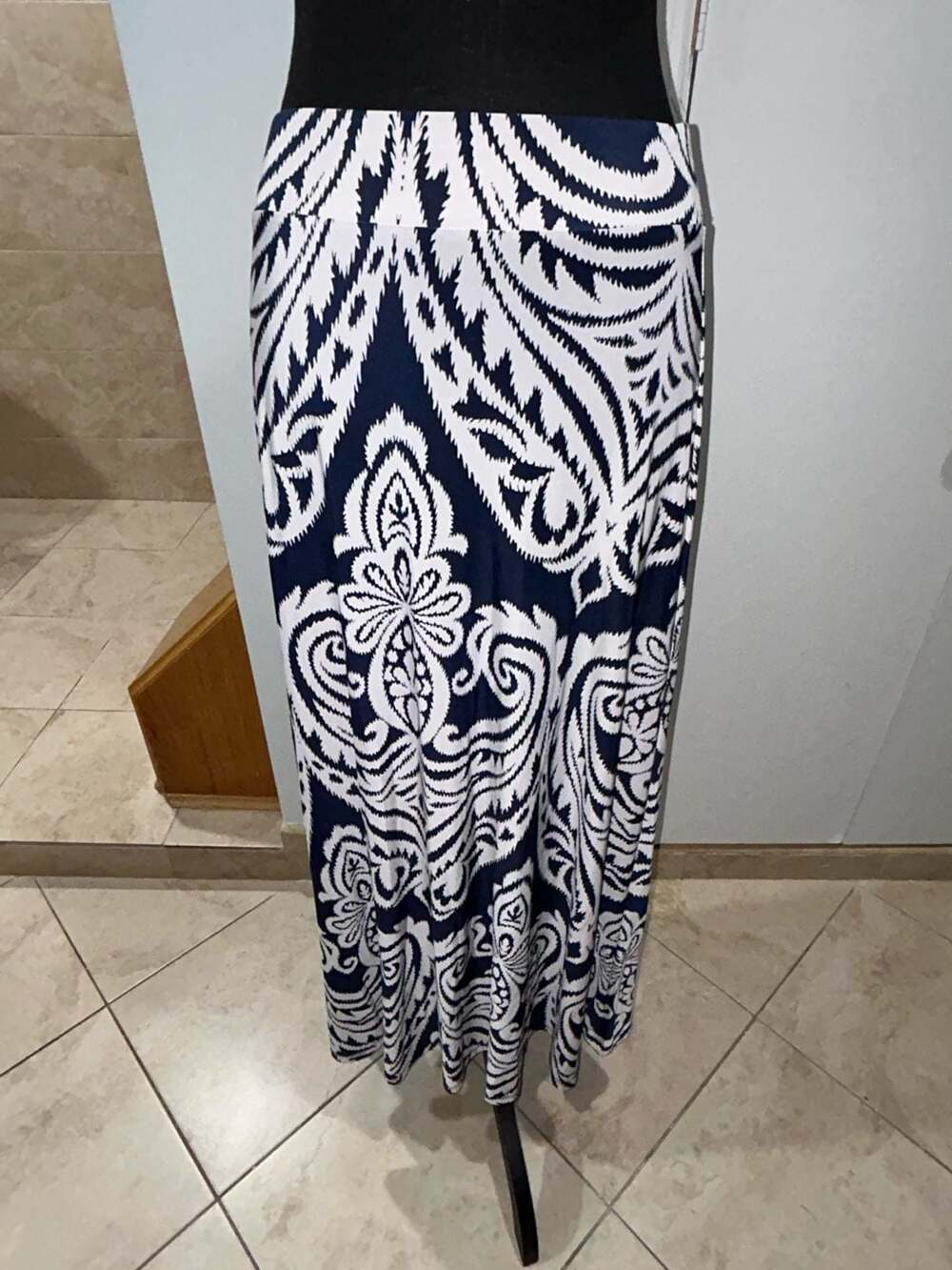 INC International Concepts Maxi Skirt Size S Blue White Printed Long